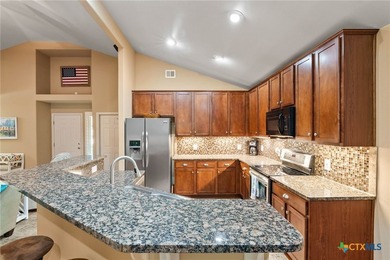 Now is your chance to own this beautifully maintained 2 bedroom - photo 8