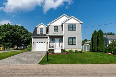 Wow! Fantastic location and setting. In a quiet neighborhood - photo 1