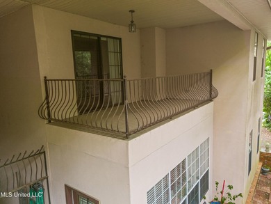 Welcome to Sherwood Heights Condominiums-where peaceful living - photo 2