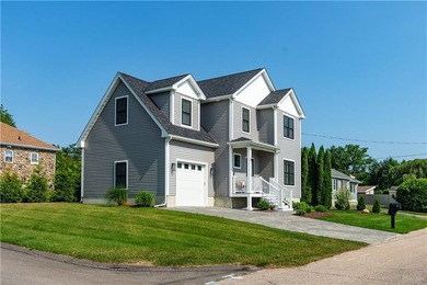 Wow! Fantastic location and setting. In a quiet neighborhood - photo 3