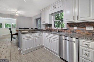 Move-In Ready Lake-View Retreat on Two Private Lots in Turtle - photo 16