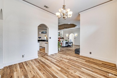 Welcome to an extraordinary Butler Farms residence where - photo 19