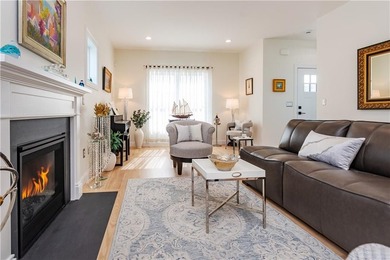 Wow! Fantastic location and setting. In a quiet neighborhood - photo 10