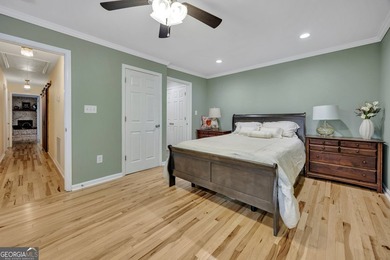 Move-In Ready Lake-View Retreat on Two Private Lots in Turtle - photo 26