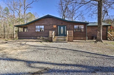 Kiamichi River Home For Sale in Hodgen Oklahoma