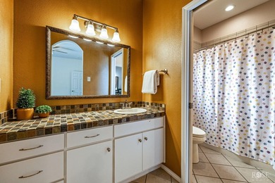 Welcome to an extraordinary Butler Farms residence where - photo 37