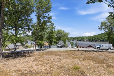 Great Views of the water and Boat slip! Gorgeous brand-new - photo 42