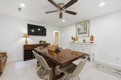Welcome to 7 Andrea Court -- A Turnkey Vacation Rental Goldmine - photo 4