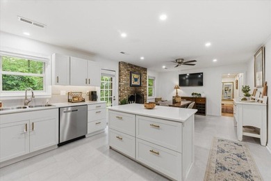 Welcome to 7 Andrea Court -- A Turnkey Vacation Rental Goldmine - photo 5