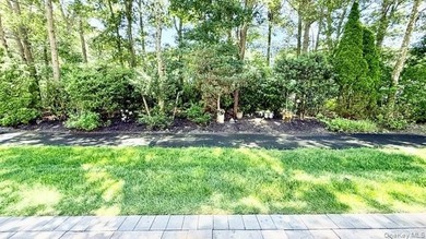 Luxurious And Sought After End Unit Condominium in The Gated 55+ - photo 11
