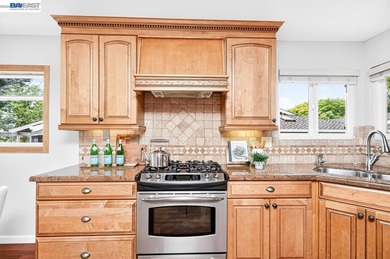 Contemporary Living on the Fairway at Crow Canyon Country Club! - photo 19