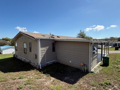 Enjoy the Florida lifestyle in this charming 2 bedroom, 2 - photo 22