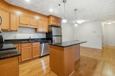 Welcome to Saw Mill Square! This well-maintained top-floor - photo 4