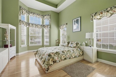 Luxurious And Sought After End Unit Condominium in The Gated 55+ - photo 25