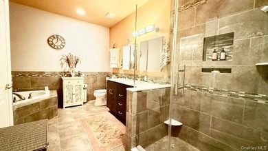 Luxurious And Sought After End Unit Condominium in The Gated 55+ - photo 26