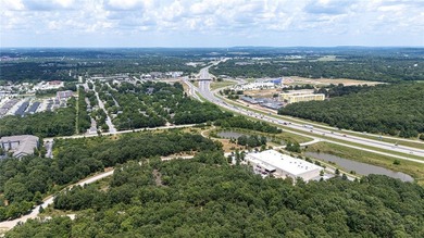 Looking for a site with both visibility and opportunity? This 14 - photo 3