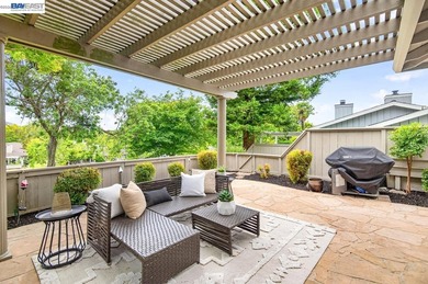 Contemporary Living on the Fairway at Crow Canyon Country Club! - photo 33
