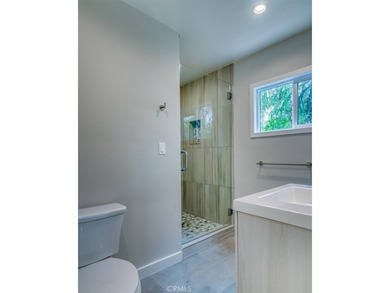 323 Culver Blvd - photo 40