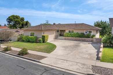 Light and bright home in the heart of Del Cerro featuring a - photo 3