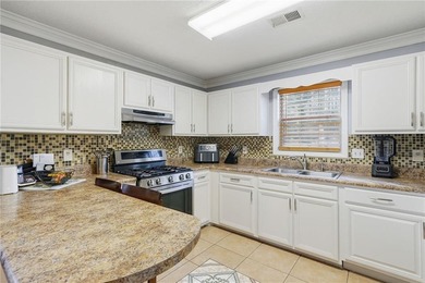 Single-family home in Marietta with 4 bedrooms and 2.5 bathrooms