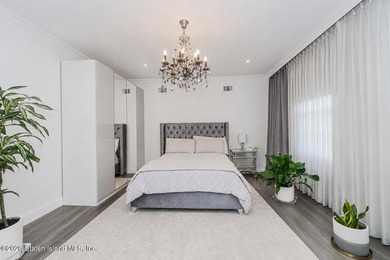 Magnificent 5 bed 4 bath home that doesn't miss a trick. Newly - photo 12