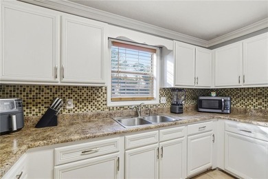 Single-family home in Marietta with 4 bedrooms and 2.5 bathrooms