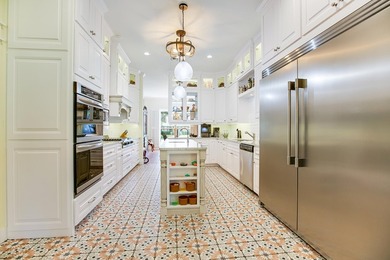Check out this 4 bed 3.5 bath luxury home in the Heart of - photo 13