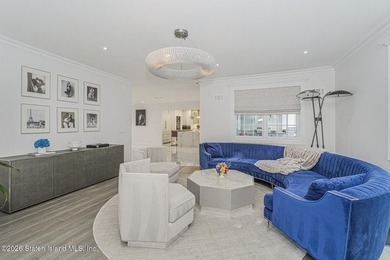 Magnificent 5 bed 4 bath home that doesn't miss a trick. Newly - photo 18