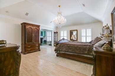Check out this 4 bed 3.5 bath luxury home in the Heart of - photo 22