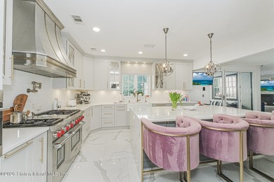 Magnificent 5 bed 4 bath home that doesn't miss a trick. Newly - photo 22