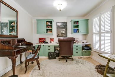 Check out this 4 bed 3.5 bath luxury home in the Heart of - photo 25