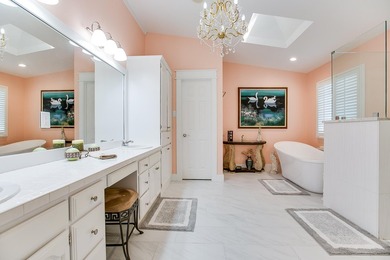 Check out this 4 bed 3.5 bath luxury home in the Heart of - photo 26