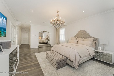 Magnificent 5 bed 4 bath home that doesn't miss a trick. Newly - photo 27
