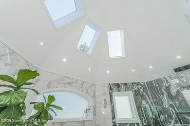 Magnificent 5 bed 4 bath home that doesn't miss a trick. Newly - photo 32