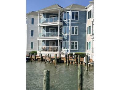 Waterfront Living with Your Own Boat Slip & Lift! Enjoy stunning - photo 33