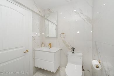 Magnificent 5 bed 4 bath home that doesn't miss a trick. Newly - photo 45