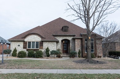 Set along the 16th fairway at Rivercut Golf Course, this