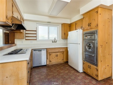 Welcome to 438 Calle De Felipe, ideally located on a quiet - photo 8