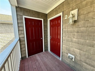 Welcome to this beautifully appointed end-unit two bedroom, two - photo 3