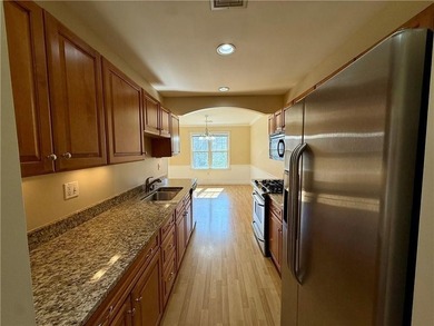 Welcome to this beautifully appointed end-unit two bedroom, two - photo 6