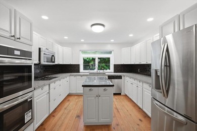 Welcome home to 256 Cedarwood Drive, a remarkable Sevierville - photo 14
