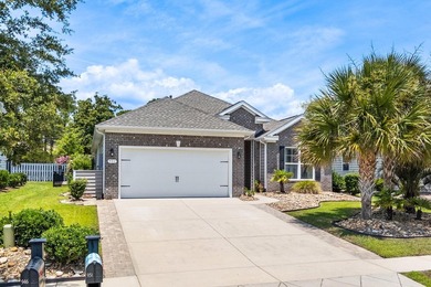 Welcome home to this beautifully maintained 3-bedroom, 2-bath - photo 1
