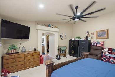 Discover this stunning 3-bedroom, 3-bathroom pool home perfectly - photo 49