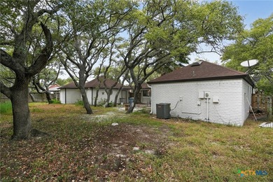 Welcome to 107 Cherry Hills Drive, located in the desirable - photo 2