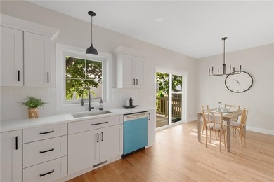 Construction Complete! Move right into this 3 bed 2.5 bath New - photo 6
