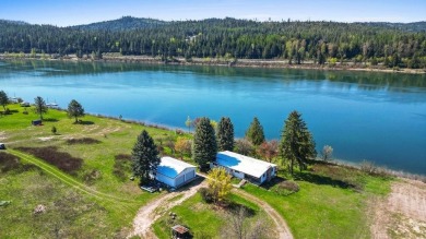 Pend Oreille River Home For Sale in Newport Washington
