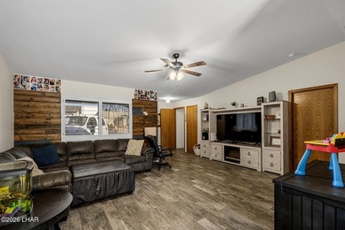 Welcome home to this charming 3-bedroom, 2-bath residence - photo 16