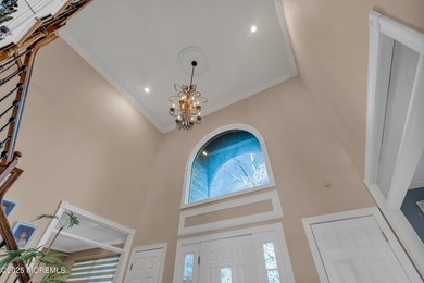 HEATED SALT WATER POOL, LARGE PRIVATE BACKYARD, FULLY FINISHED - photo 5