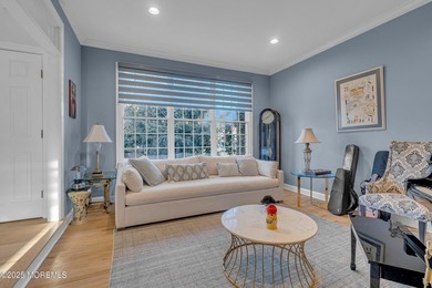 HEATED SALT WATER POOL, LARGE PRIVATE BACKYARD, FULLY FINISHED - photo 8