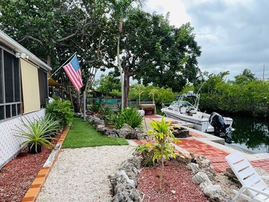 Waterfront DUPLEX ~ CBS Construction 4BD/2BA with 2BD|1BA on - photo 3